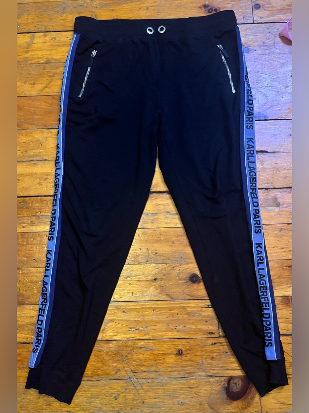 Karl Lagerfeld Paris Women’s Joggers Contrasting Logo On Leg Black Size M